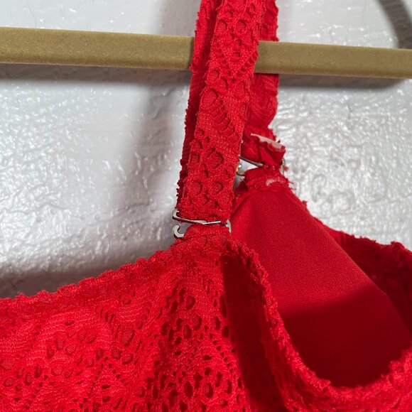Catalina Women Plus Size 3X Red Crochet Tankini Swim Top Padded Beach Summer - Picture 9 of 11